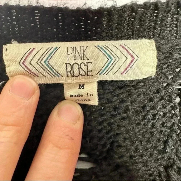 Pink Rose Cable Knit Cardigan Black Size  Medium - Picture 8 of 16